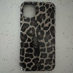 iPhone 11 Loopy Case - leopard